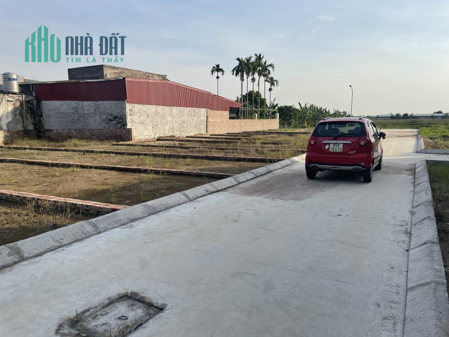 Chính chủ bán lô đất cực đẹp giá rẻ sổ đỏ Hà Nội chỉ 8,xtr/m2 công chứng trong ngày