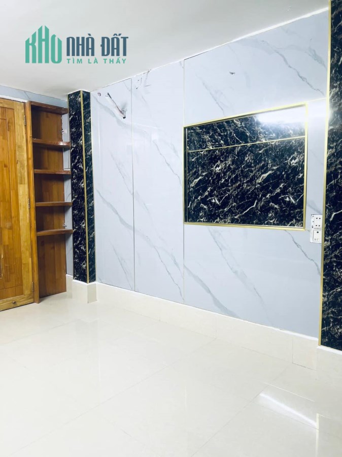 Nhà 14m2 ba gác đỗ, 4T 3PN, Võ Văn Kiệt Q1. 2,x tỷ