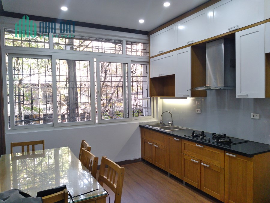 Bán tập thể 7,2ha Vĩnh Phúc, Ba Đình, 78m2, 3N2VS, căn góc 3 thoáng, 2.75 tỷ