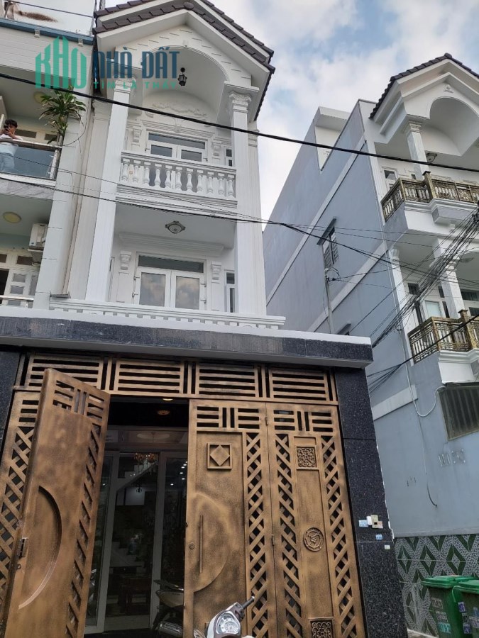 Bán nhà 4 tầng hẻm xe hơi đường Tân Thới Hiệp 15 , quận 12 , 67m2, chỉ 5tỷ2