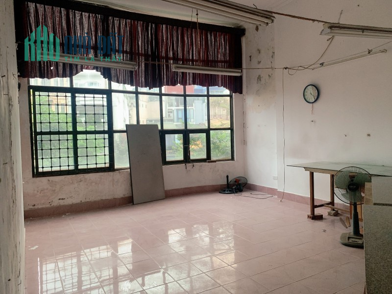 Bán nhà mặt phố Hàng Bông 40m2, 3 tầng, 6MT chỉ tầm 18 tỷ
