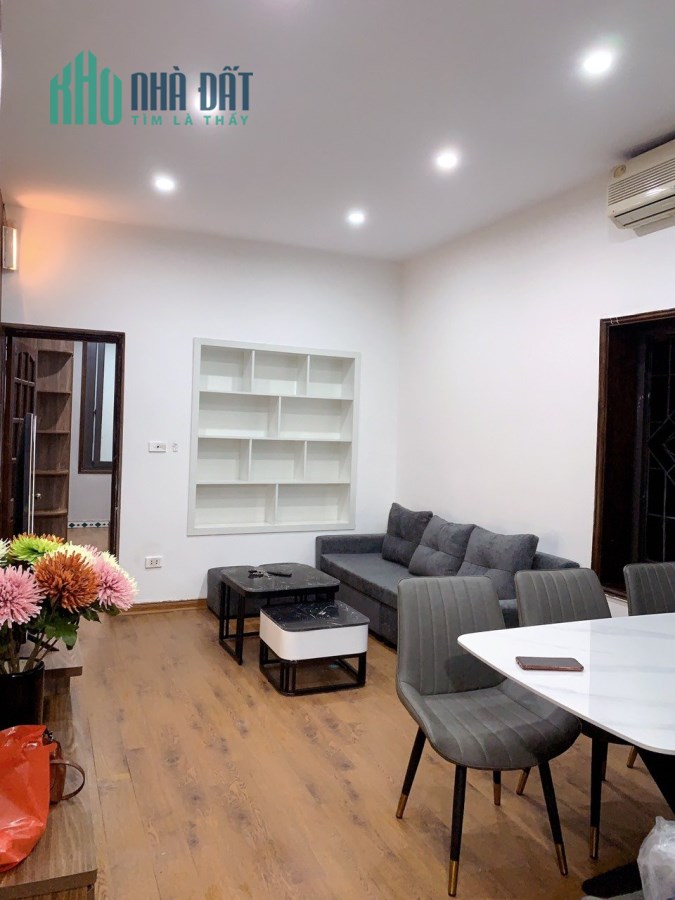 Bán chung cư tập thể C12 Lương Đình Của Đống Đa, 50m2, đủ nội thất, đã sửa xong mới