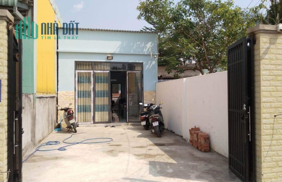 Bán Nhà Quận 12 Hẻm xe hơi đường Hà Huy Giáp, 110M2 Ngang gần 5M Sân đậu ô tô Chỉ 3 Tỷ 3