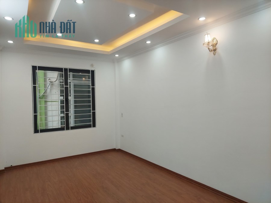 Chủ Giảm chào gấp 300tr căn Thanh Nhàn, Hoàng Mai, 40m, 5T, KD, nhỉnh 5 tỷ.