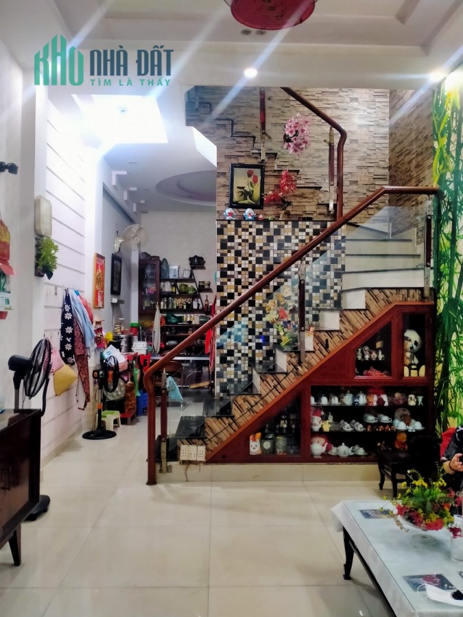 Bánnhà MTKD HXT thông đường số8 P11 GòVấp Trệt 3Lầu 4PN 3WC Giá8tỷ9 TL