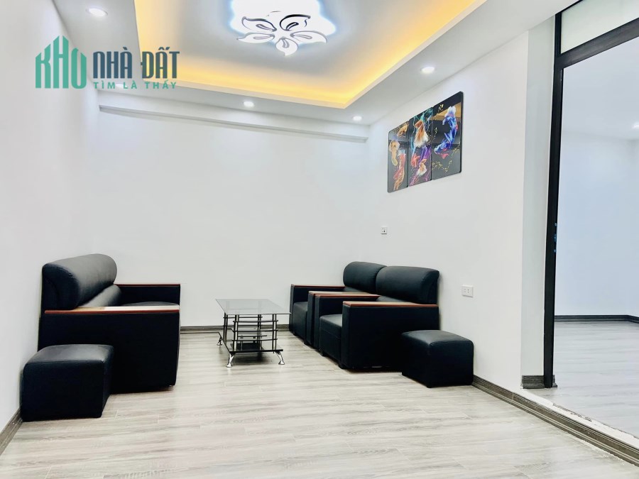 💥 Chỉ 1.95 Tỷ - Tập thể T3 Vĩnh Hồ, Đống Đa 60m2 2PN + 1WC, SĐCC 💥