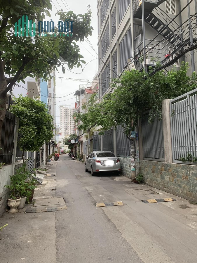 NHÀ XE HƠI ĐẬU TRƯỚC CỬA HUỲNH TẤN PHÁT QUẬN 7 - 1 TRỆT 3 LẦU GIÁ CHỈ 5.8 TỶ
