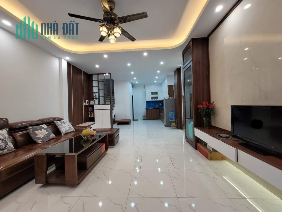 SẮM NGAY 1 CĂN ĐÓN TẾT SUM VẦY