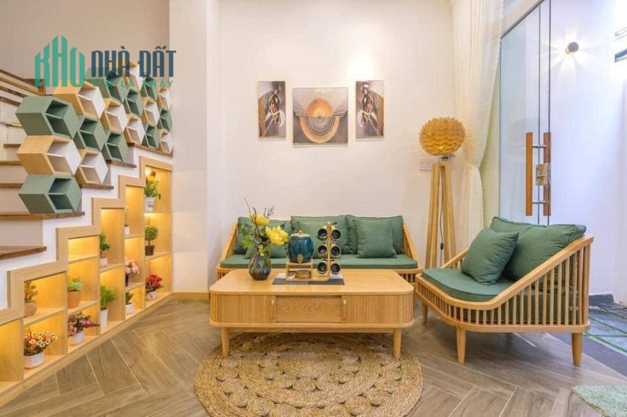 Hạ chào lần 2 thêm 200 triệu nữa, cần bán gấp 47m nhà Ngọc Lâm, 5 tầng mới đẹp chỉ hơn 6 tỷ.