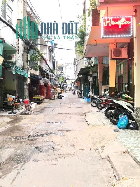ĐỊNH CƯ BÁN GẤP MẶT TIỀN DT 37m2, 4 tầng, NGUYỄN TRỌNG TUYỂN P2 QTB