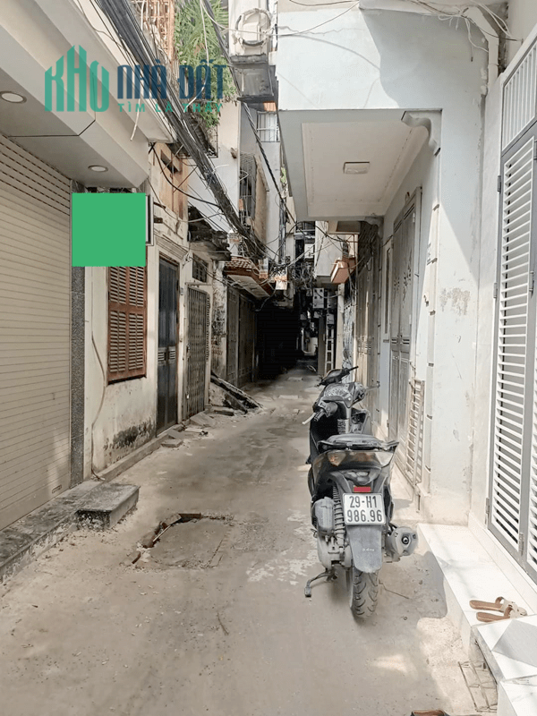 Chính chủ bán nhà Quận Đống Đa, ngõ phố Lương Định Của, 24m2 giá 3.15 tỷ