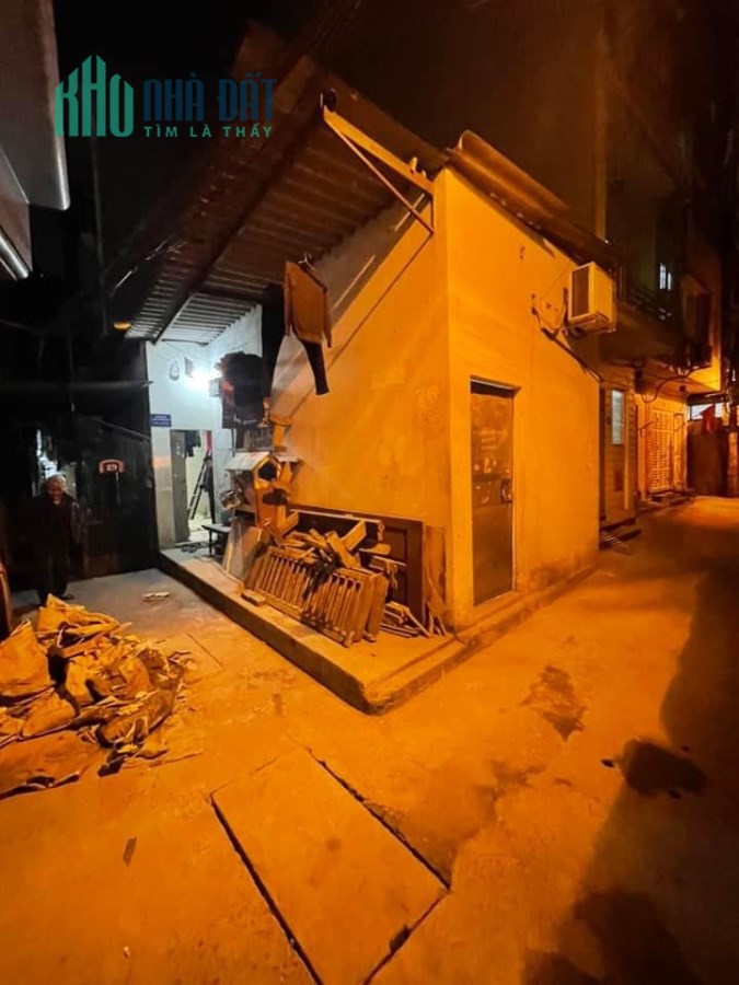 BÁN NHÀ VỊ TRÍ CỰC ĐẸP - NGÕ TO ĐÙNG, GẦN PHỐ, LÔ GÓC 2 MẶT THOÁNG VĨNH VIỄN