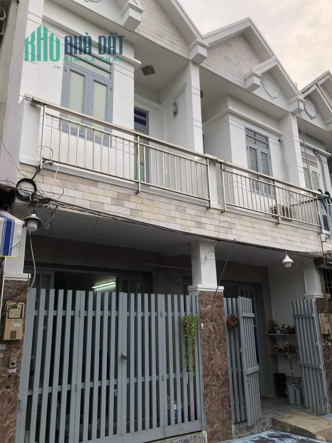 Bán nhà 2 căn diện tích 85m2, giá chỉ 4 tỷ 65