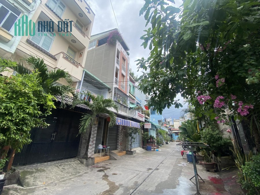 Bán nhà HXT đường Nguyễn Chí Thanh, 5 tầng 4PN, 52m2 ngang 4m x 13m, chỉ 8.9 tỷ TL chính chủ.