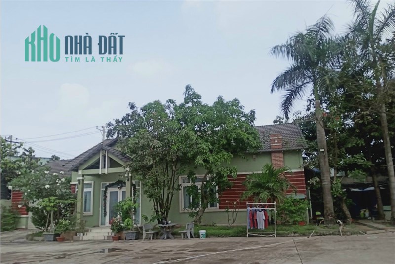 kẹt vốn làm ăn cần bán gấp đất và nhà xưởng rộng 5200m2. phước tân