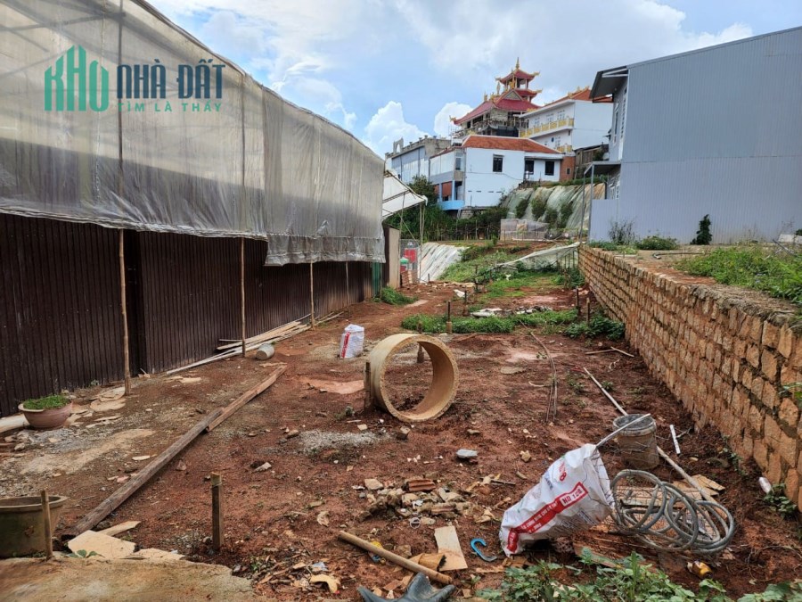 Kẹt vốn bán gấp 150m2 đất giá chỉ 1.45 tỷ đường Cao Thắng, Đà Lạt