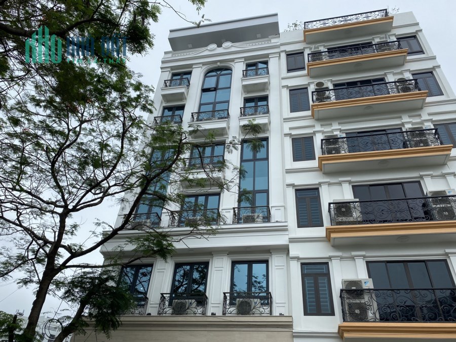 Bán Gấp Tòa Nhà Văn Phòng 9 Tầng Mặt Phố Quan Hoa.vị Trí Đắc Địa