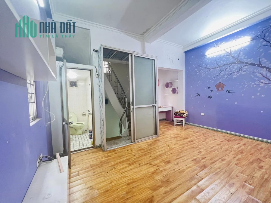 Bán nhà phố Lê Thanh Nghị, Quận Hai Bà Trưng, Hà Nội, 27m², giá 3.4 tỷ, kinh doanh, thoáng sáng rực
