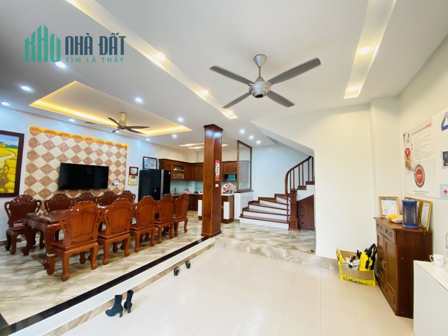 Bán gấp Biệt thự liền kề đẳng cấp Thạch Bàn, 85m2, 4T, giá chỉ 16,8 tỷ.