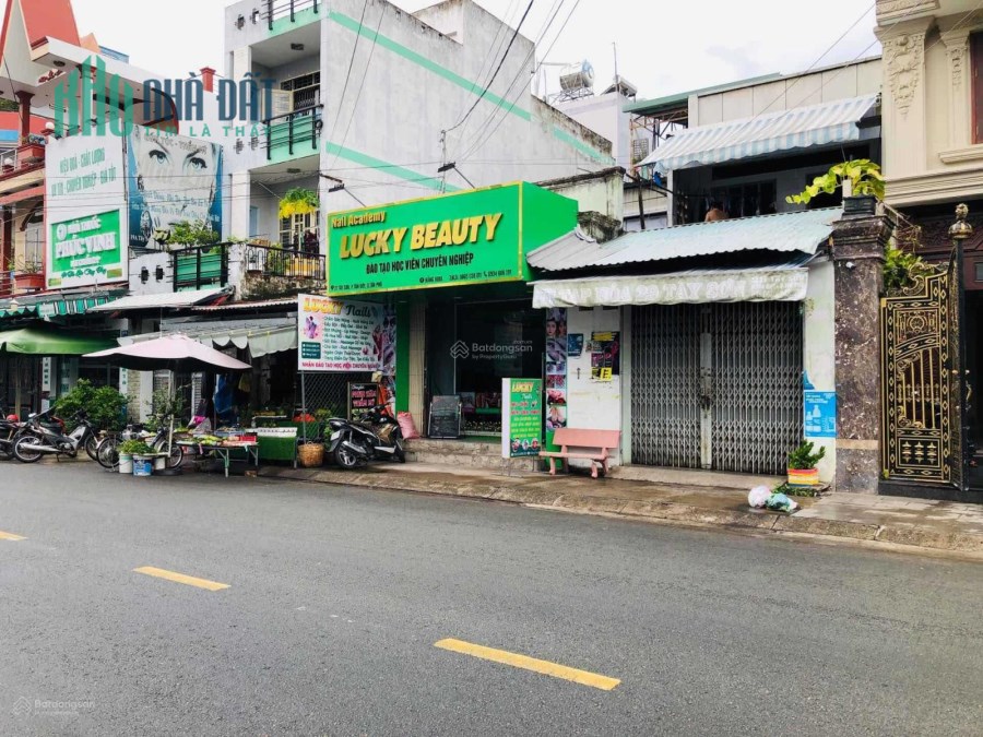 Bán nhà MT 20m Tây Sơn (ngay chợ Tân Hương) DT 8.4x26m, nở hậu 9.5m, cấp 4, gía 26 tỷ TL