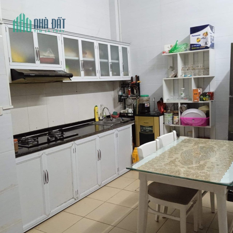 Bán nhà phố Bạch Mai, Q. Hai Bà Trưng, Hà Nội, 30 m², giá 3.7 tỷ, ngõ thông, thoáng sáng rực rỡ