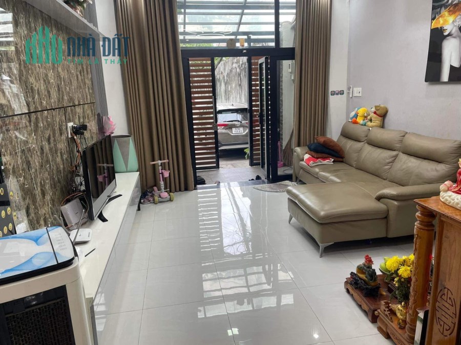 VIP TÂN PHÚ ÔTÔ NGỦ TRONG NHÀ 3 TẦNG ĐÚC 64 M2 CHỈ 5.95 TỶ TẶNG NỘI THẤT CAO CẤP ( TÍNH RA CHỈ HƠN