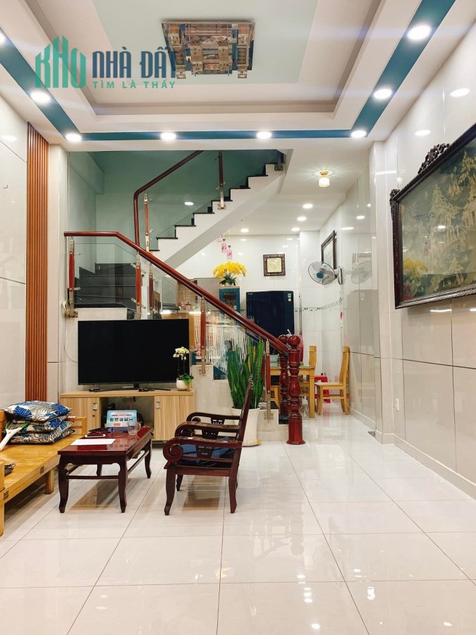 Bán nhà HXT đường số 12, 49m2 ngang 4m x 12m, 4 tầng mới đẹp, 4PN, chỉ 4.6 tỷ TL chính chủ.