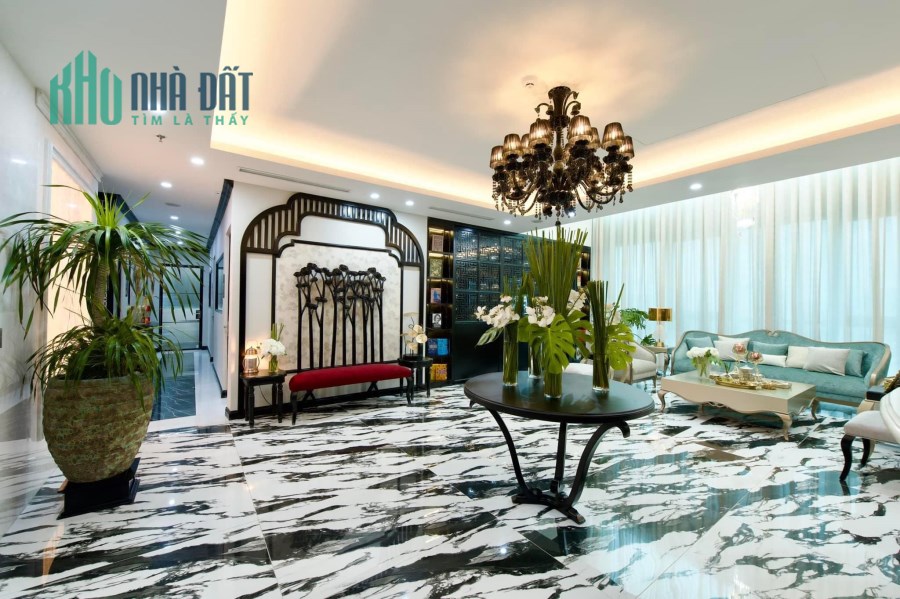 Bán Biệt Thự HXH  siêu đẹp 8x18 , 4 tầng giá hạt dẻ 22ty 9 trong dip tết