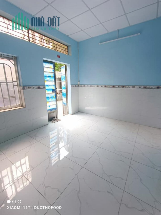 Hiêm! 1tỷ650 Bán GẤP nhà 2T HXH SHR, mặt tiền chuẩn 4m, Thạnh Lộc, Quận 12