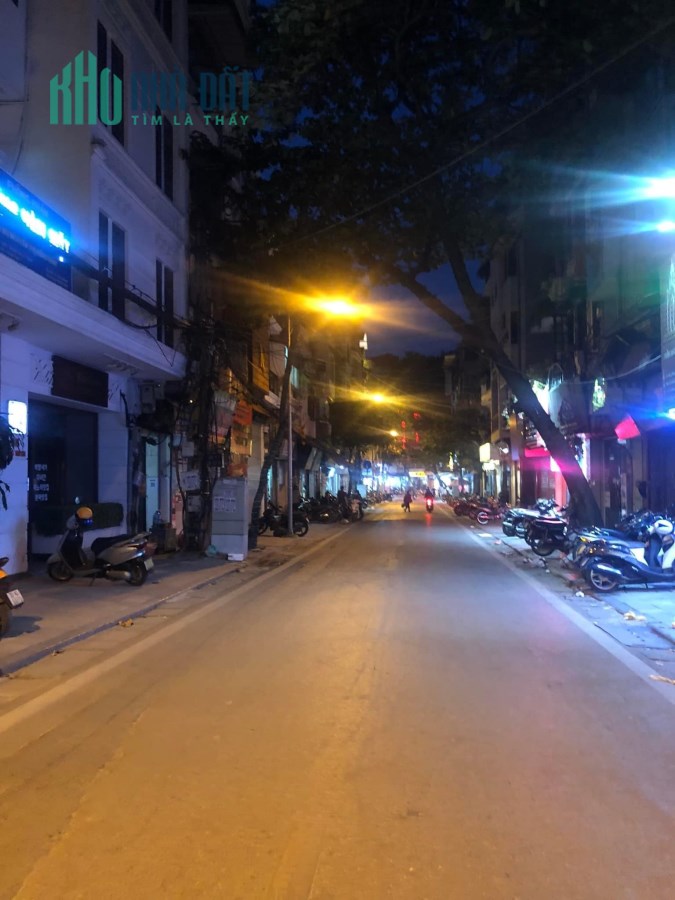 💥 Bán Nhà Mặt phố Cổ Hàng Mành, Hoàn Kiếm, 58m2 2T MT 7m, Chỉ 49.8 Tỷ 💥