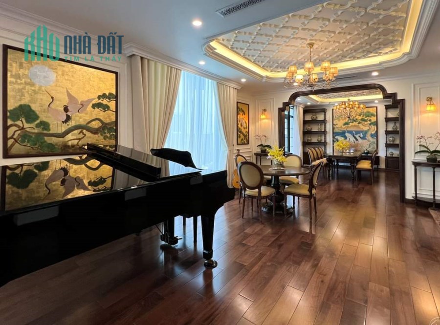Biệt thự đơn lập 16A Làng việt kiều Châu Âu cạnh công viên 260m2 chỉ 47.9 tỷ. LH 0989.62.6116