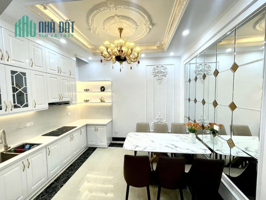 BÁN NHÀ  LẠC TRUNG  ĐẸP NHƯ NGỌC TRINH 26Mx5, 2THOÁNG CHỈ 3 TỶ.