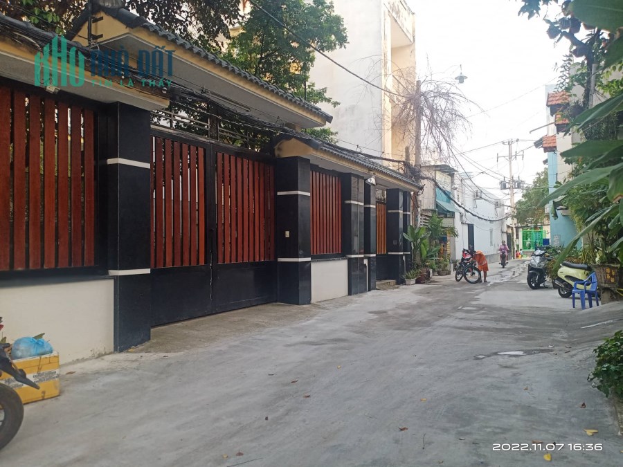 Ngộp bank 3 tỷ, gấp bán nhà Huỳnh Tấn Phát, Nhà bè, 108m2 ngang 5m, chỉ 45TR M2, khu dân trí, cho