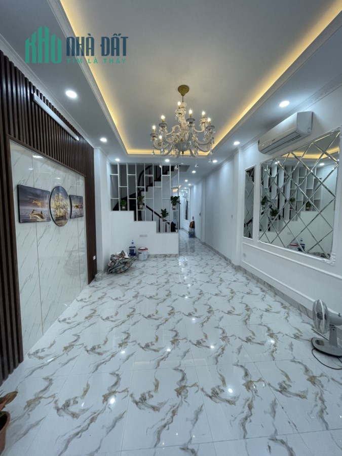 DUY NHẤT 1 CĂN PHỐ TÔN ĐỨC THẮNG 35m2 4 TẦNG NHÀ ĐẸP Ở NGAY FULL NỘI THẤT XỊN SÒ 4.5 TỶ LH