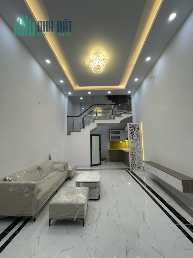 HIẾM HIẾM HIẾM BÀN NHÀ PHỐ CHÙA BỘC ĐỐNG ĐA 35M2 x 5T, NGÕ THÔNG, 2 THOÁNG 5 TỶ LH 0966037496