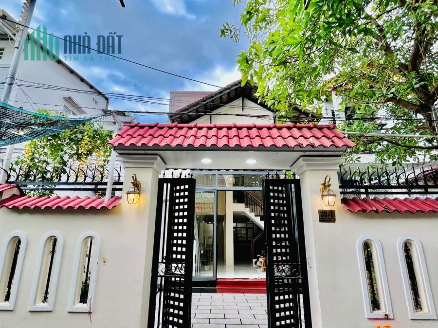vip _ Bán Villa Quận 2- 120m2- 7m x17m- Sân ô tô- giá 8,2 tỷ.