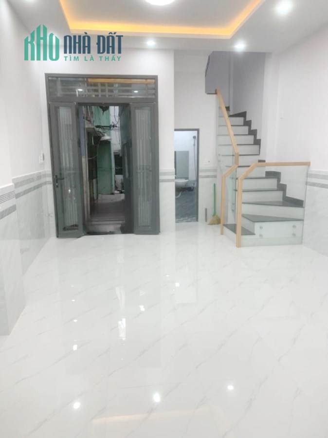 Nhà mới 2 tầng hẻm 100 đường Bùi Minh Trực P5 Q8 giá 3 tỷ 680 triệu