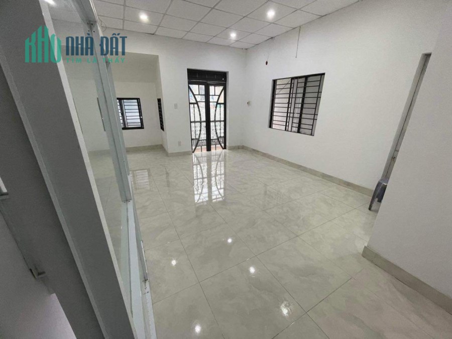 Nhà Đinh Tiên Hoàng, 37m2, kiệt thông, sạch đẹp, 1.75 tỷ