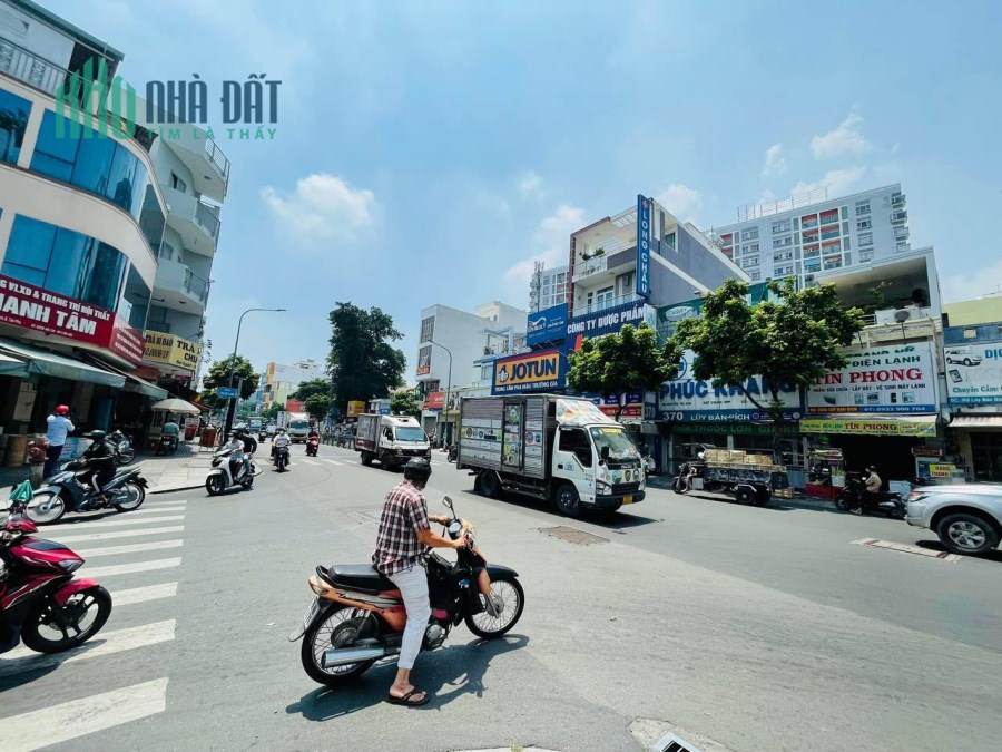 Bán nhà mặt tiền đường lũy bán bích,2 tầng đường nhựa 30m, 103m2 giá 21 tỷ