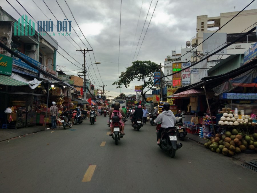 326 Bùi Minh Trực, HXH Diện tích 80mv 3 tầng