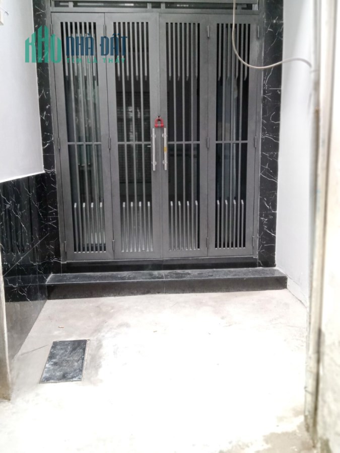 Nhà bán mới, đẹp hẻm 100 Bùi Minh Trực P5Q8 Giá : 3 Tỷ 680 Triệu