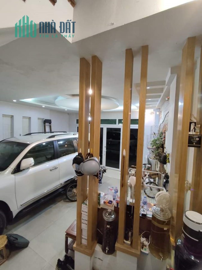 HƠN 5 TỶ CÓ NHÀ ĐẸP GIA THỤY 69M 5T MT5M Ô TÔ 7 CHỖ VÀO NHÀ- Ô CHỜ THANG MÁY- NGÕ Ô TÔ TRÁNH.