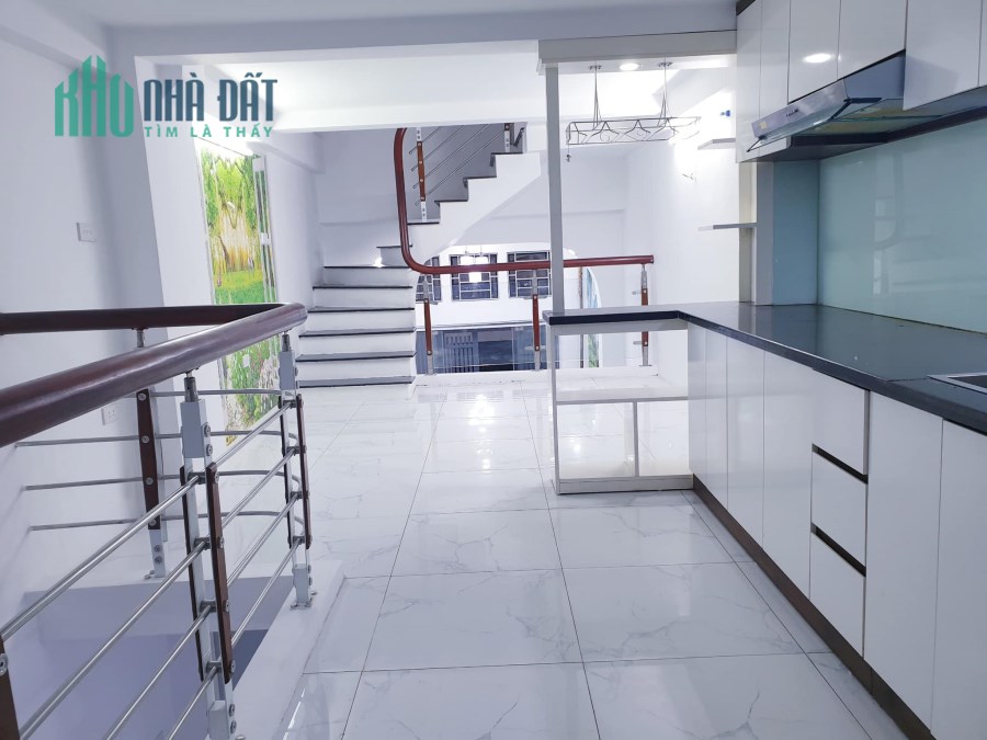Bán nhà phố Bạch Mai, Q. Hai Bà Trưng, Hà Nội, 41 m², giá 4.95 tỷ, ngõ thông, kinh doanh, thoáng