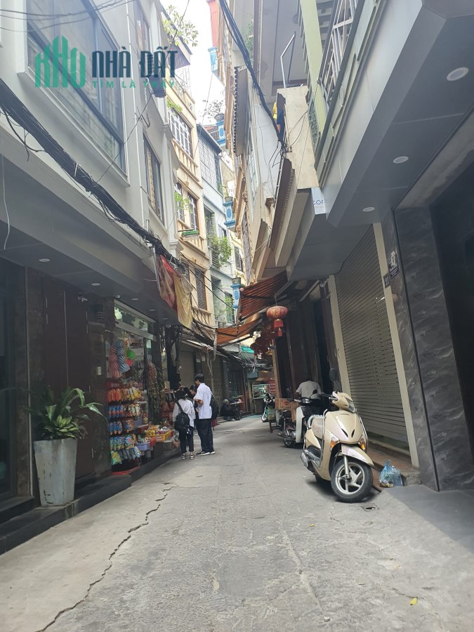 Bán nhà phố Bạch Mai, Q. Hai Bà Trưng, Hà Nội, 35 m², giá 4.81 tỷ, ngõ thông, kinh doanh, thoáng