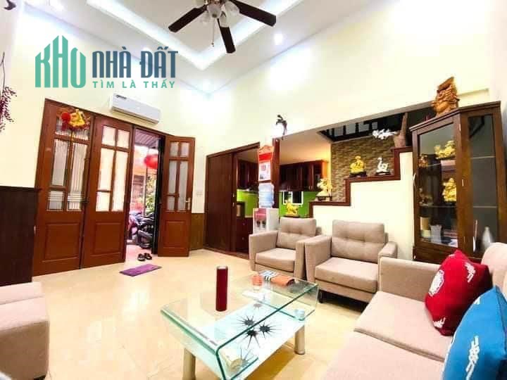 CHÍNH CHỦ 100/% BÁN NHÀ 5T ĐẸP MỚI PHÂN LÔ GARA NGÕ THÔNG MT4.7 PHÚ DIỄN 5TỶ NHỈNH