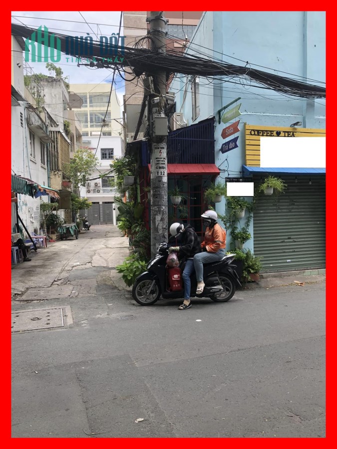 BÁN GẤP TRƯỚC TẾT RẺ NHƯ CHO, NHÀ 52m2, 2 tầng, HOÀNG DIỆU P10 PHÚ NHUẬN