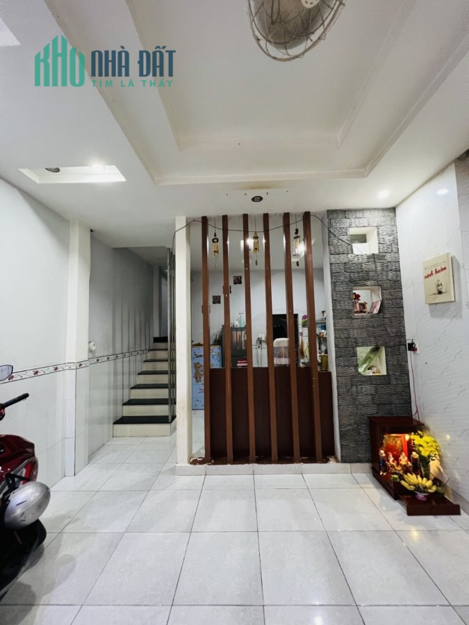 Gấp bán trước tết Bình Tân GIáp Tân Phú Lê Văn Qưới 36m2 ,2 tâng BTCT Nhỉnh 3 tỷ xíu
