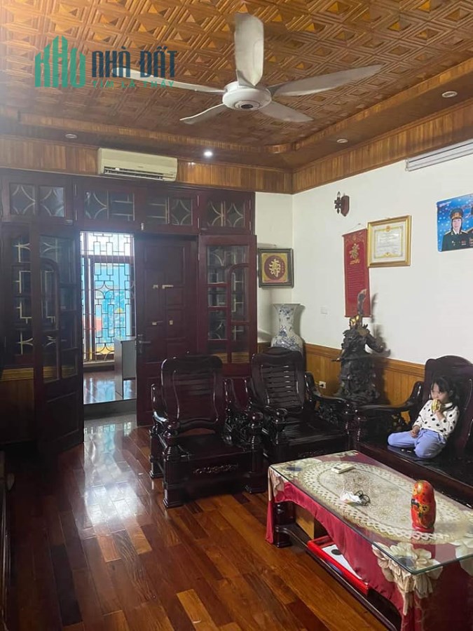 Bán nhà mặt phố Đội Cấn Ba ĐÌnh 87m2 x5T chỉ 27tỷ kinh doanh ô tô tránh vỉa hè mặt tiền rộng thoáng
