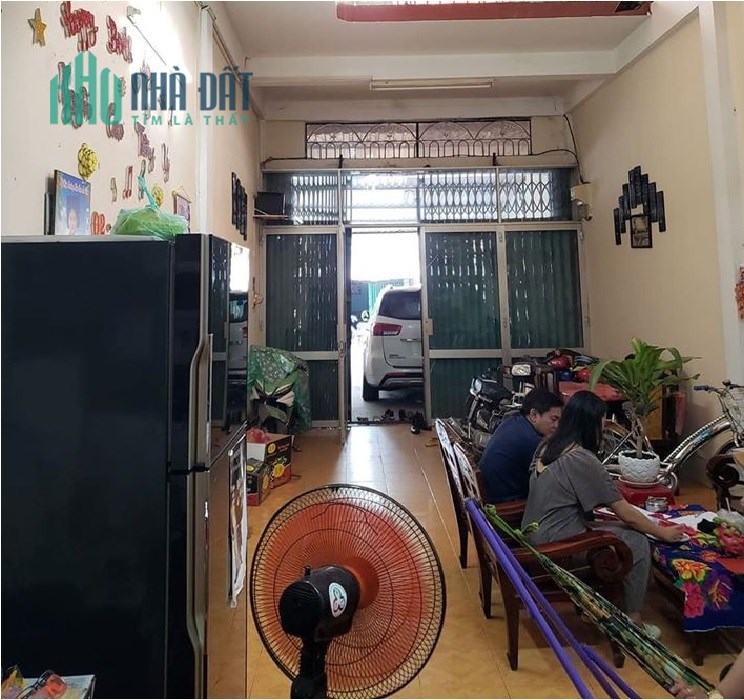 .Nhà Mặt Tiền Đinh Tiên Hoàng, 3 tầng, ngang 7m, 4.x tỷ
