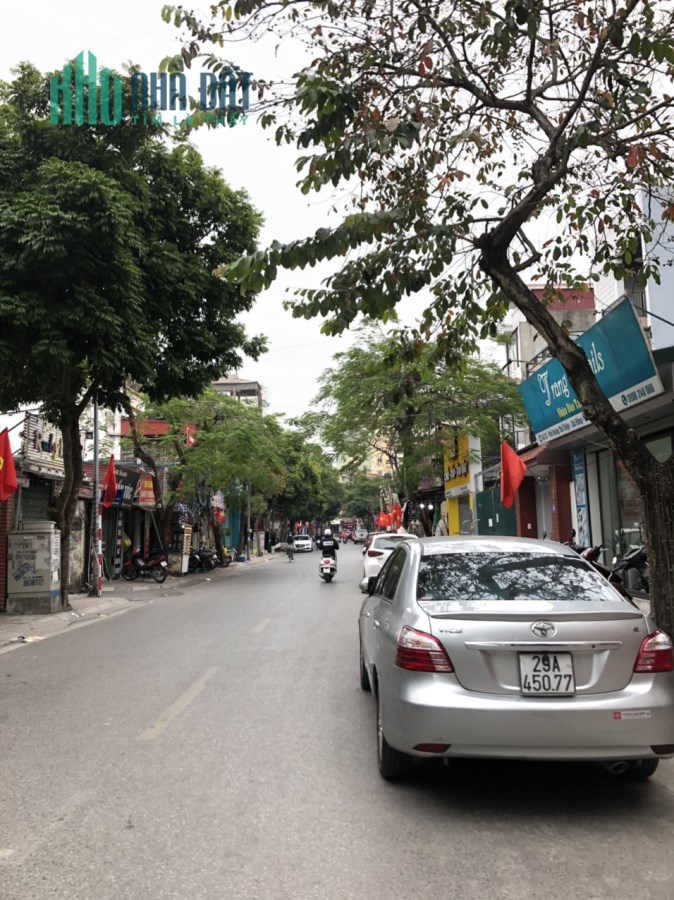 Bán nhà Mặt Phố Hoàng Thế Thiện, vỉa hè, KD, 72 m2, 4T, chỉ 9,7 tỷ.